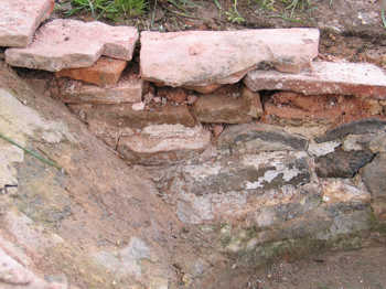 5. Close up of the wall of the fire chamber.