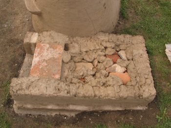 8. Starting the daub floor.