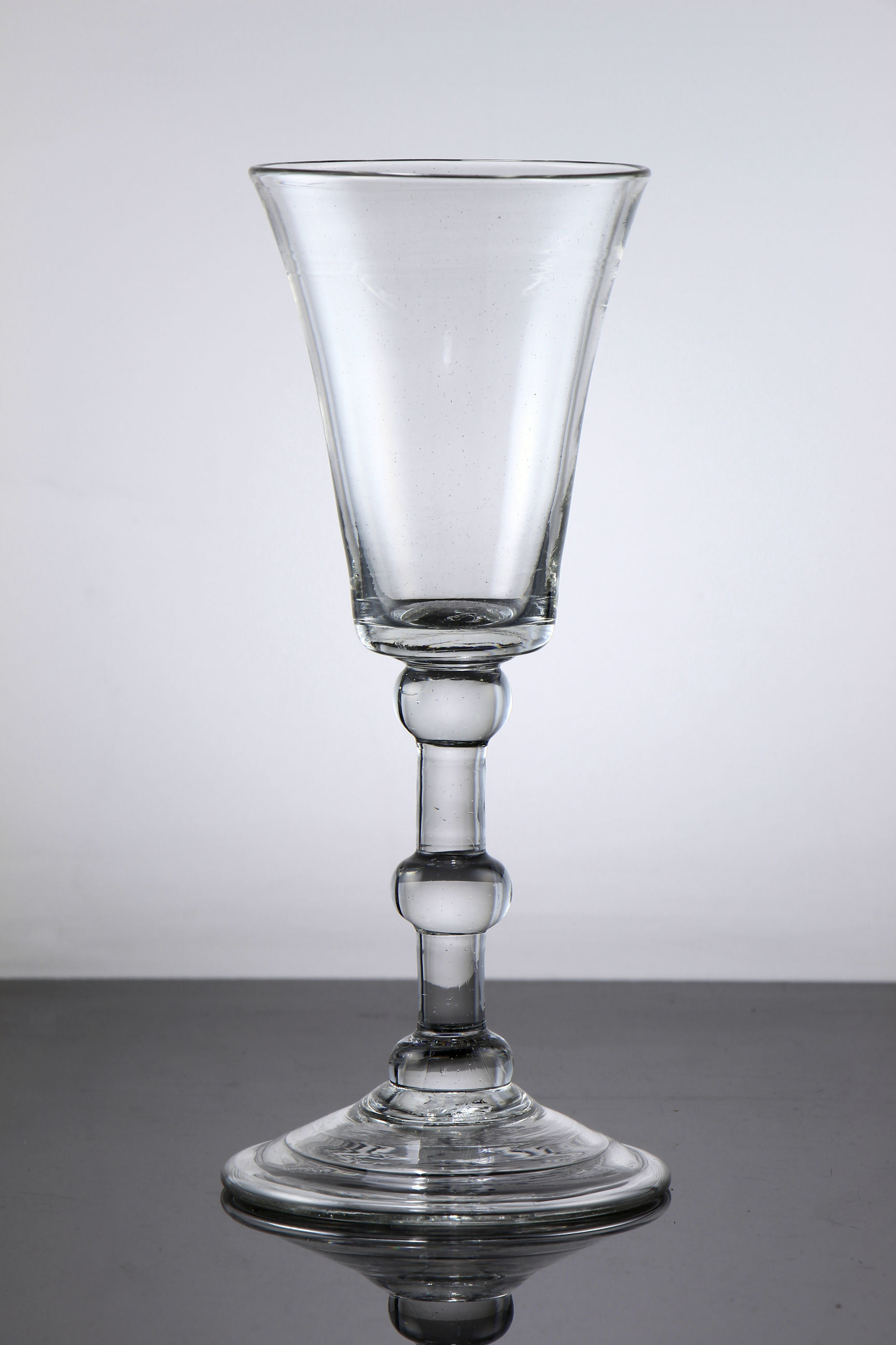 The Glassmakers Outlander Glass No.35