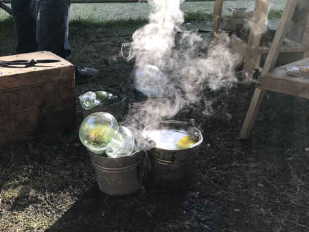 Bucket bubbles!