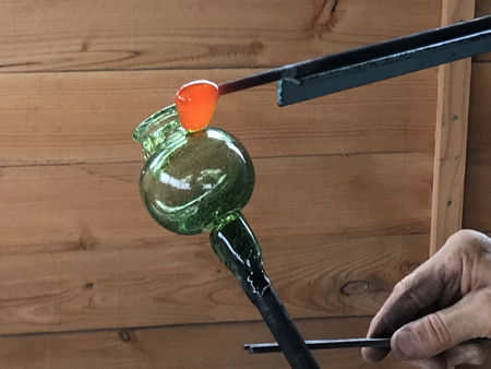 Oil flask: attaching a handle