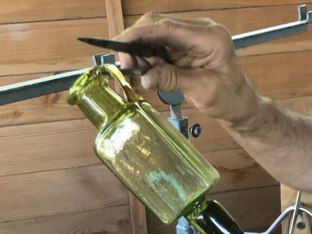 Square Bottle: shaping the handle