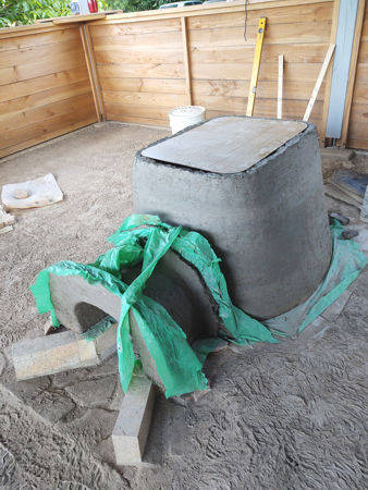 The lower inner wall is finished to just below the gathering hole floor