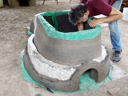 Building the outer wall with the ceramic fibre in place