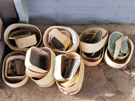 The broken pots