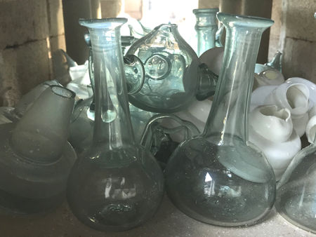 Glass in the lehr (Photo © Steve Wagstaff)