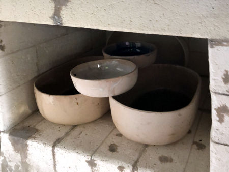 The pots in the morning at 750°C (Photo © Fiona Rashleigh)